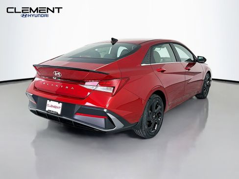 New 2026 Hyundai Elantra SEL Sport Premium FWD image 6