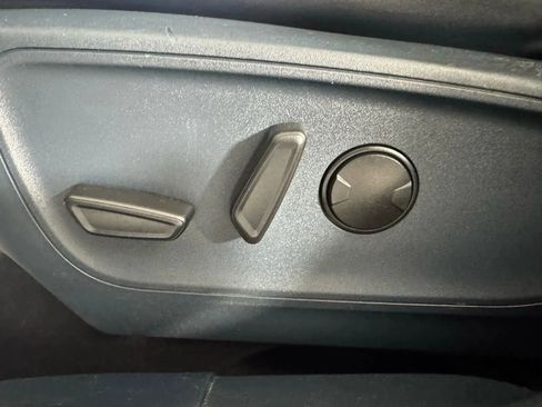 Used 2022 Ford Maverick Lariat FWD image 32