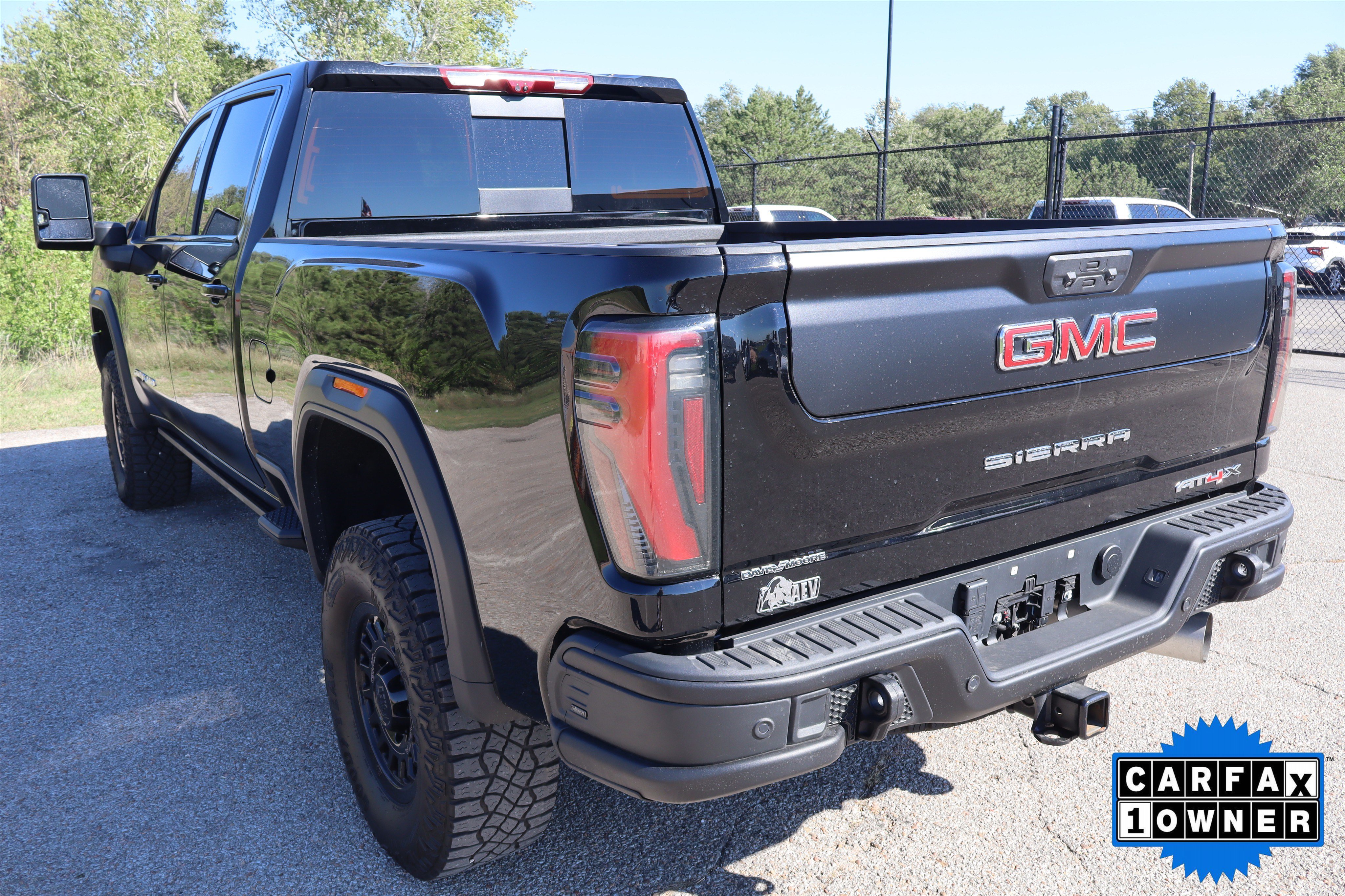 Used 2025 GMC Sierra 2500 AT4X w/ AT4X AEV Edition AWD/4WD image 10
