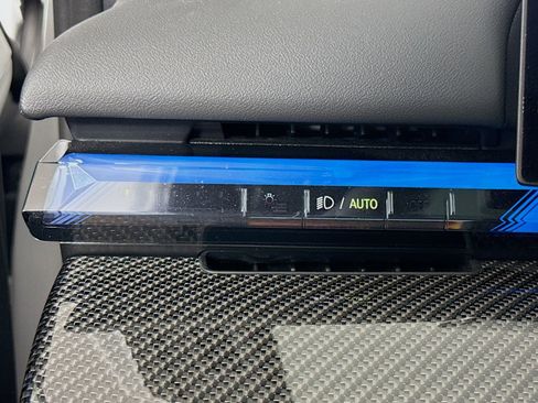 Certified 2025 BMW i5 M60 image 10