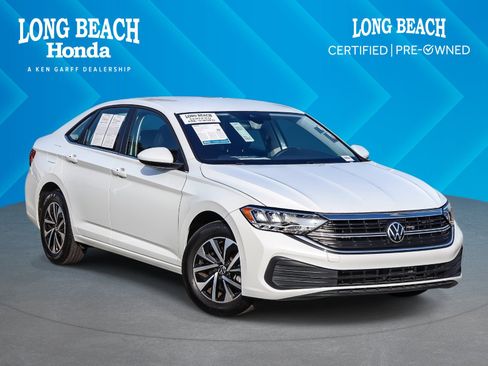 Used 2024 Volkswagen Jetta S image 1