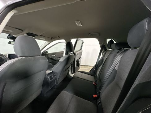 Used 2021 Nissan Rogue SV AWD/4WD image 13