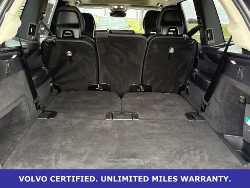 Certified 2024 Volvo XC90 B5 Plus w/ Protection Package Premier AWD/4WD image 37