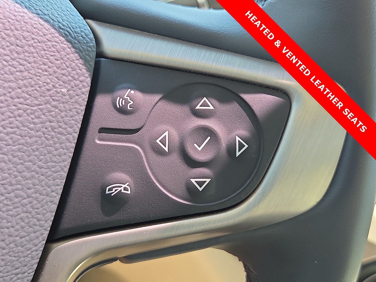 Used 2023 GMC Acadia Denali w/ Denali Ultimate Package FWD image 22