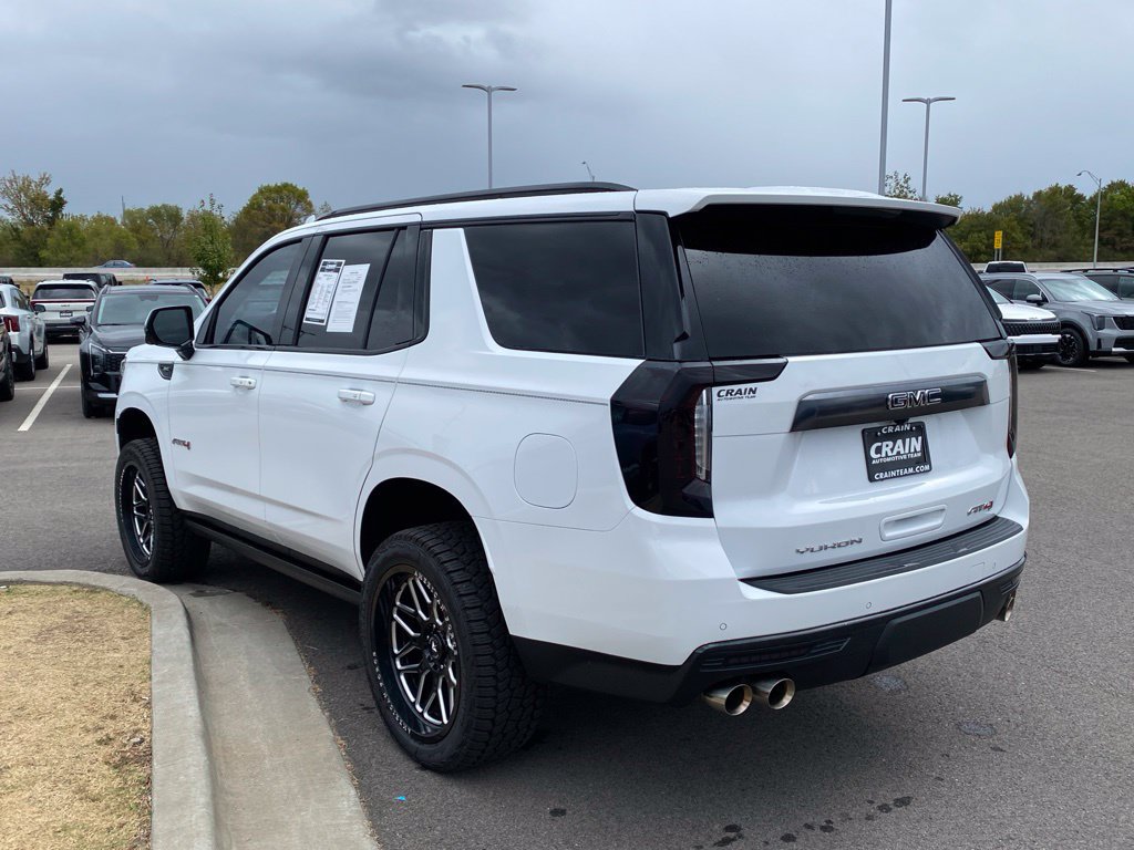 Used 2023 GMC Yukon AT4 w/ AT4 Premium Package AWD/4WD image 5