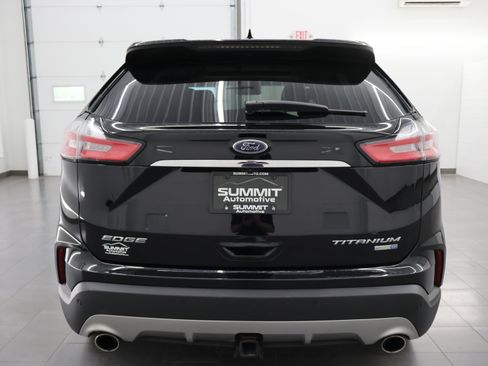 Used 2020 Ford Edge Titanium w/ Class II Trailer Tow Package AWD/4WD image 27