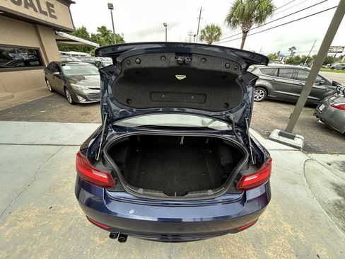 Used 2017 BMW 230i Coupe RWD image 10