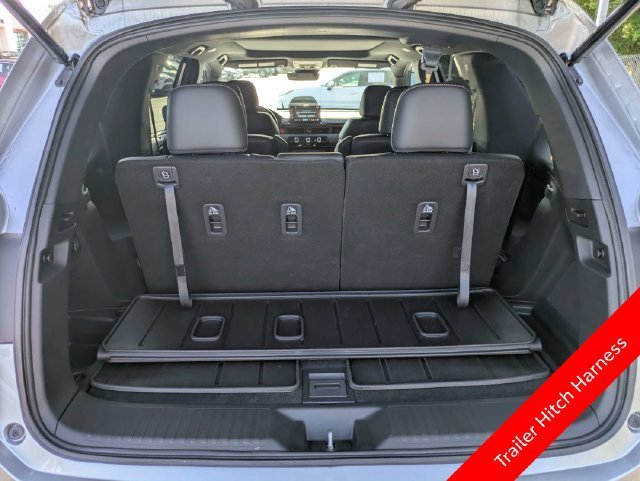 Used 2025 Honda Pilot TrailSport image 13
