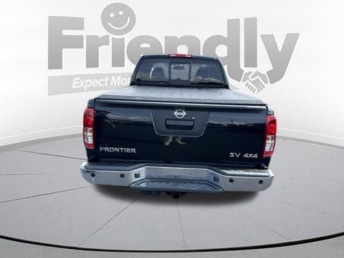 Used 2021 Nissan Frontier SV AWD/4WD image 5