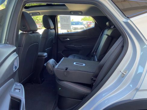 Used 2023 Chevrolet Bolt EUV Premier w/ Sun & Sound Package FWD image 26
