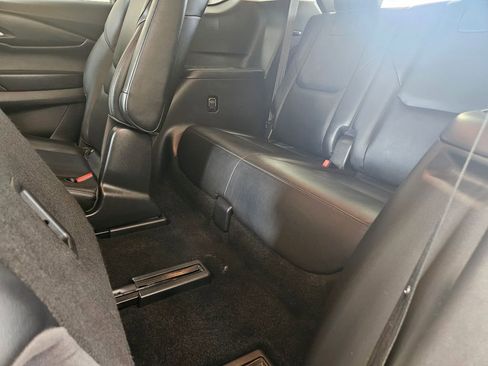 Used 2023 MAZDA CX-9 Touring image 32