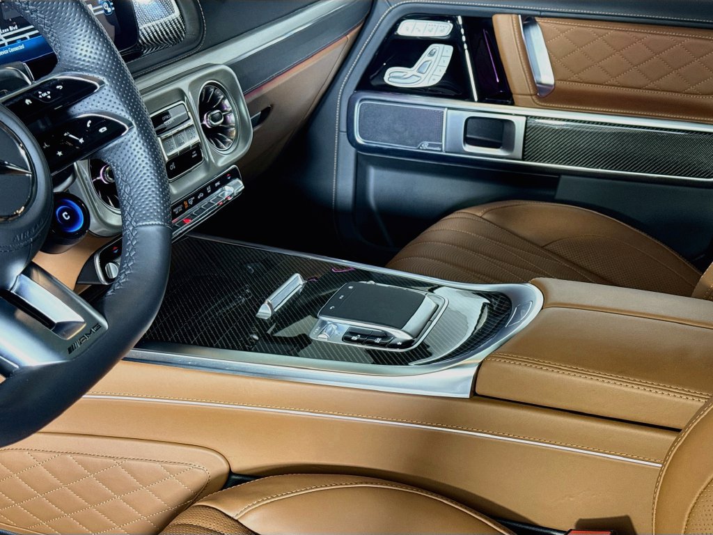 Used 2025 Mercedes-Benz G 63 AMG 4MATIC image 19