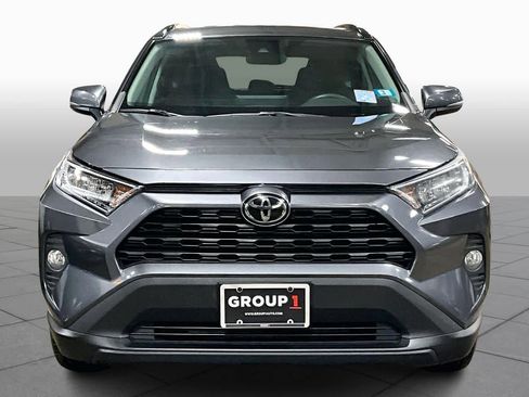 Used 2020 Toyota RAV4 XLE image 4