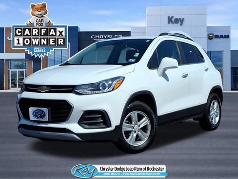 Used 2019 Chevrolet Trax LT w/ LT Convenience Package AWD/4WD image 1