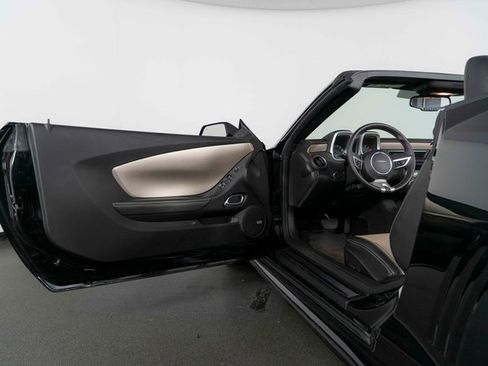 Used 2011 Chevrolet Camaro SS image 14