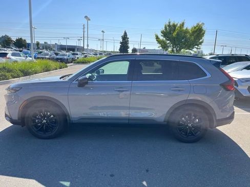 Used 2025 Honda CR-V Sport-L image 8