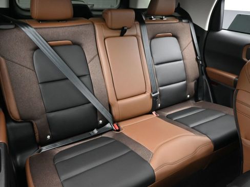 New 2025 Ford Bronco Sport Outer Banks w/ Outer Banks Tech Package+ AWD/4WD image 33