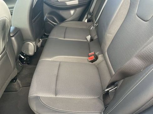 Used 2025 Buick Encore GX Preferred image 21