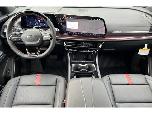 Used 2026 Chevrolet Traverse RS w/ LPO, Floor Liner Package AWD/4WD image 10