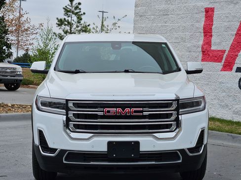 Used 2022 GMC Acadia SLE FWD image 2