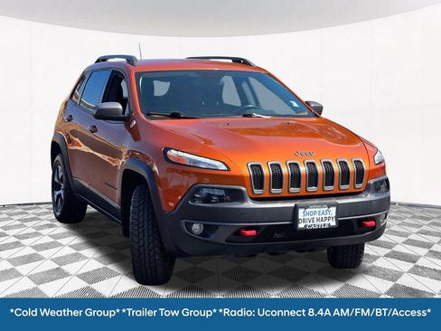 Used 2014 Jeep Cherokee Trailhawk w/ Cold Weather Group AWD/4WD image 7