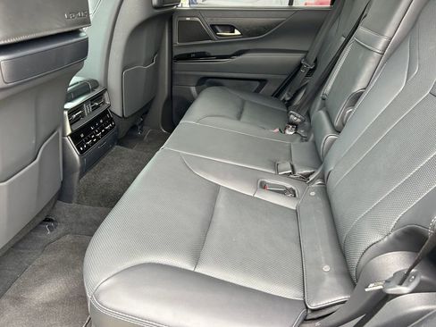 Used 2025 Lexus LX 700h Luxury image 17