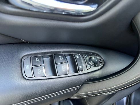 Used 2024 INFINITI QX80 Luxe image 31