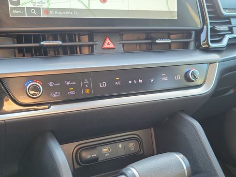 Certified 2023 Kia Sportage EX FWD image 33