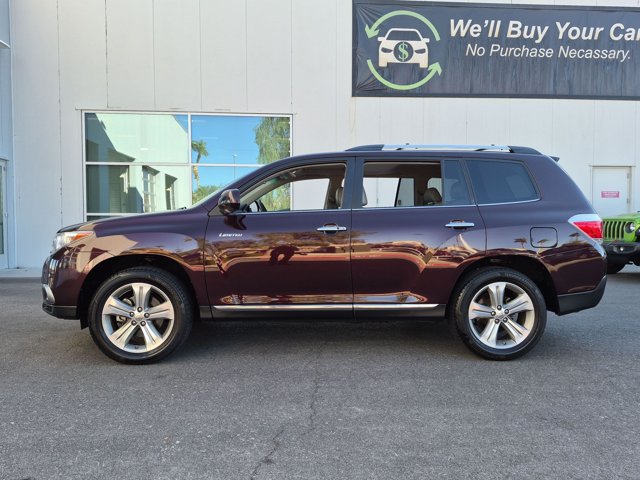 Used 2012 Toyota Highlander Limited w/ Tow Pkg FWD image 9