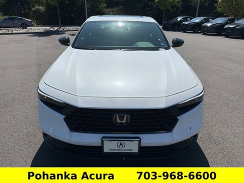 Used 2025 Honda Accord Sport image 2