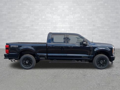 Used 2024 Ford F250 Lariat w/ Lariat Ultimate Package image 3
