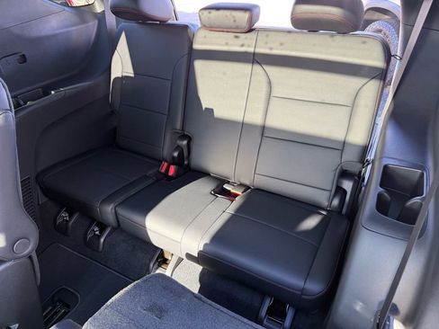 New 2026 Chevrolet Traverse Z71 image 8