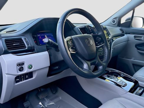 Used 2022 Honda Pilot Elite image 9