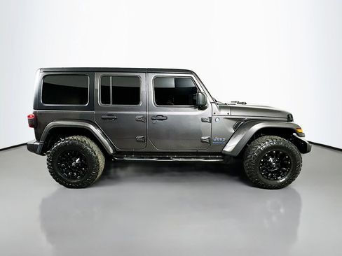 Used 2024 Jeep Wrangler Unlimited w/ Convenience Group AWD/4WD image 7