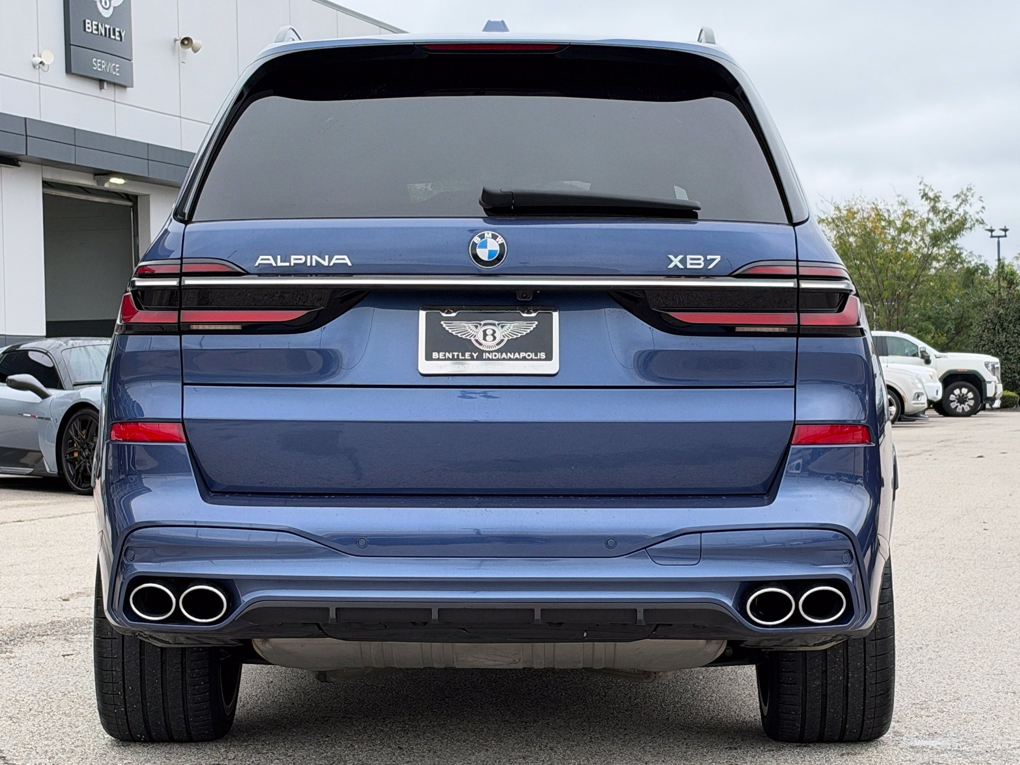 Used 2025 BMW ALPINA XB7 AWD/4WD image 6
