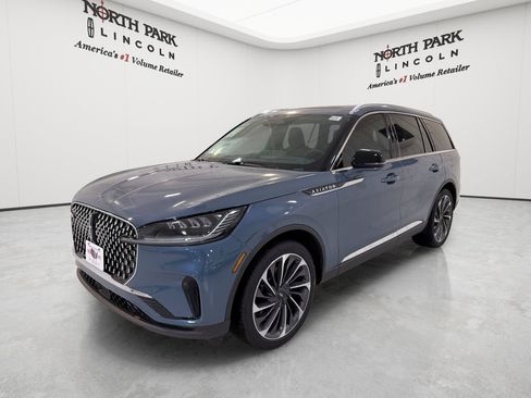 New 2026 Lincoln Aviator Reserve RWD image 1