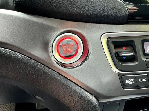 Used 2018 Honda Pilot EX image 39
