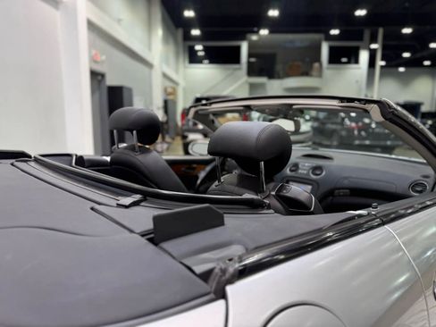 Used 2008 Mercedes-Benz SL 550 w/ P1 Pkg image 21