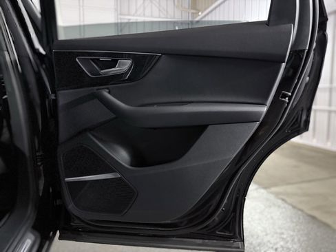 Used 2022 Audi Q7 3.0T Premium Plus w/ Premium Plus Package image 28