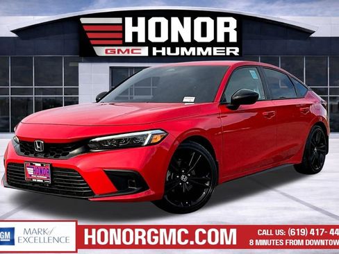 Used 2023 Honda Civic Sport image 3