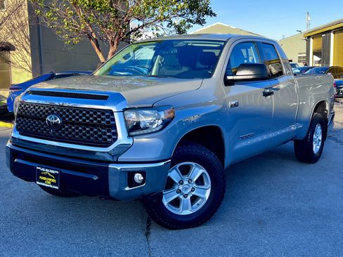 Used 2020 Toyota Tundra SR5 w/ SR5 Upgrade Package image 1