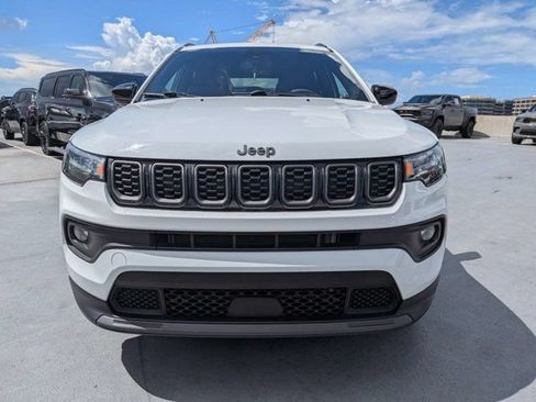 Certified 2025 Jeep Compass Latitude w/ Altitude Special Edition AWD/4WD image 9