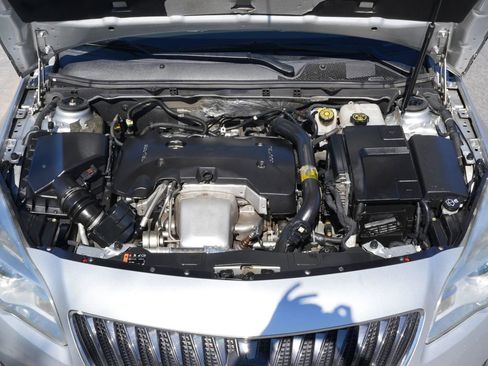 Used 2014 Buick Regal Premium image 16