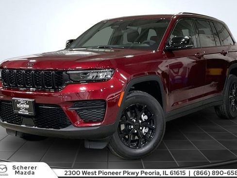 Used 2025 Jeep Grand Cherokee Altitude image 1
