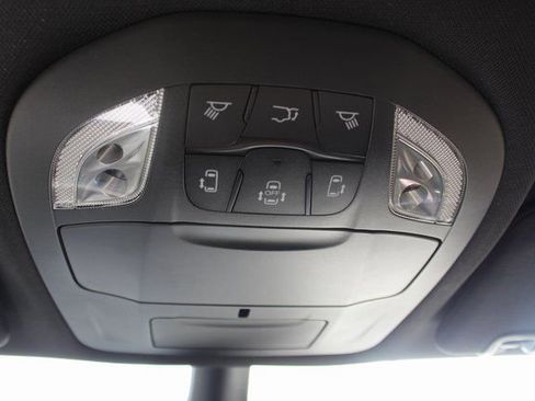 New 2026 Chrysler Pacifica Select image 25