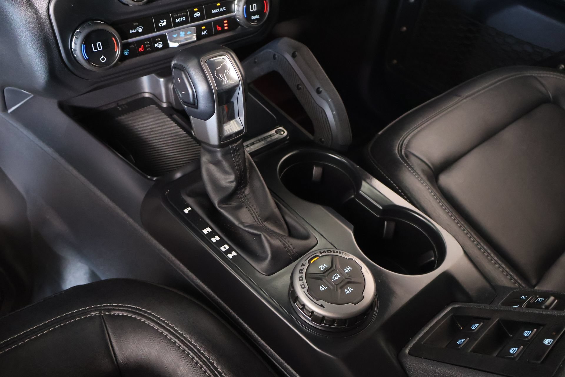 Used 2025 Ford Bronco Badlands AWD/4WD image 9
