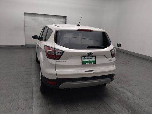 Used 2017 Ford Escape SE AWD/4WD image 6