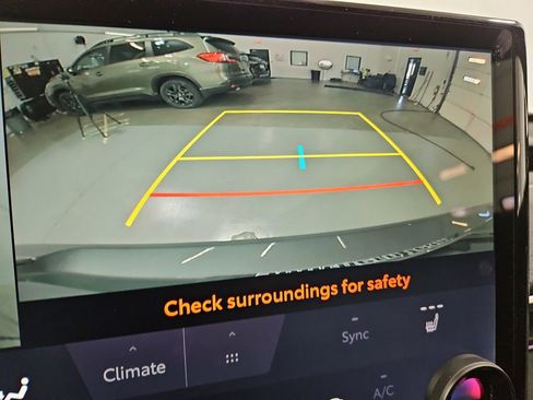 New 2026 Subaru Solterra Limited XT w/ Limited Package image 20