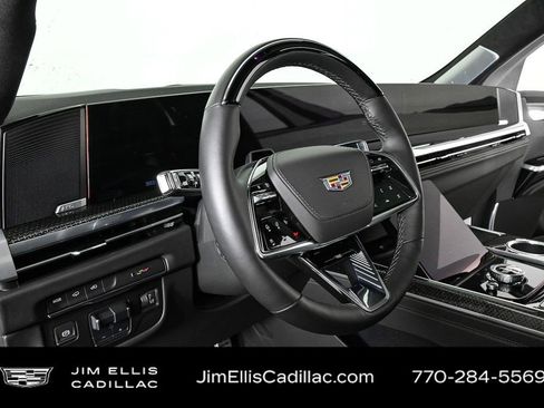 Certified 2025 Cadillac Escalade V image 4