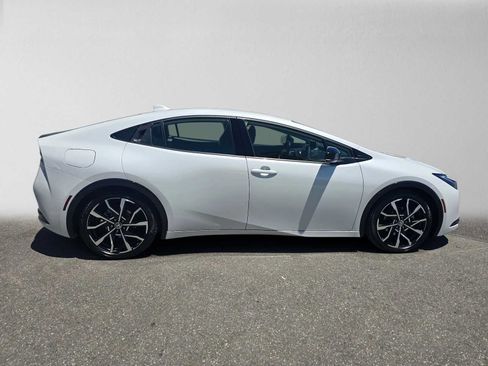 Used 2023 Toyota Prius Prime FWD image 2